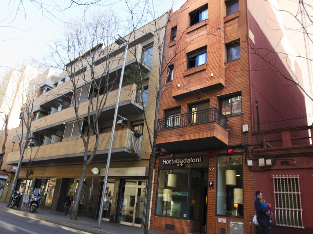 Hostal Badaloní Badalona Exterior foto