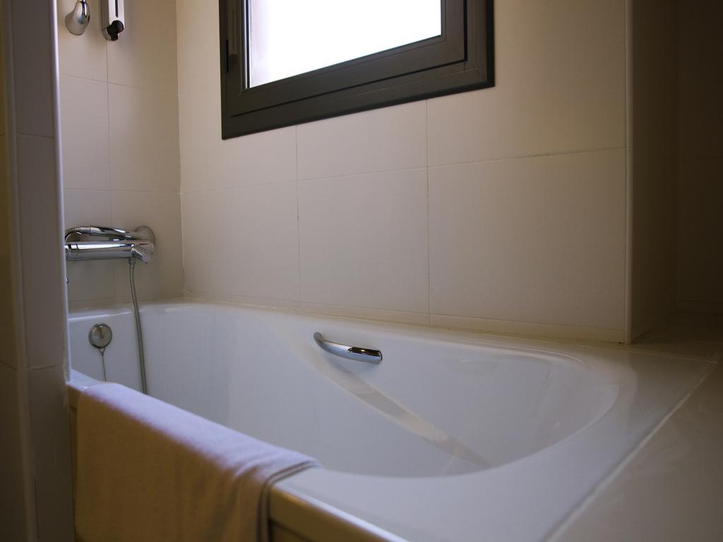 Hostal Badaloní Badalona Quarto foto